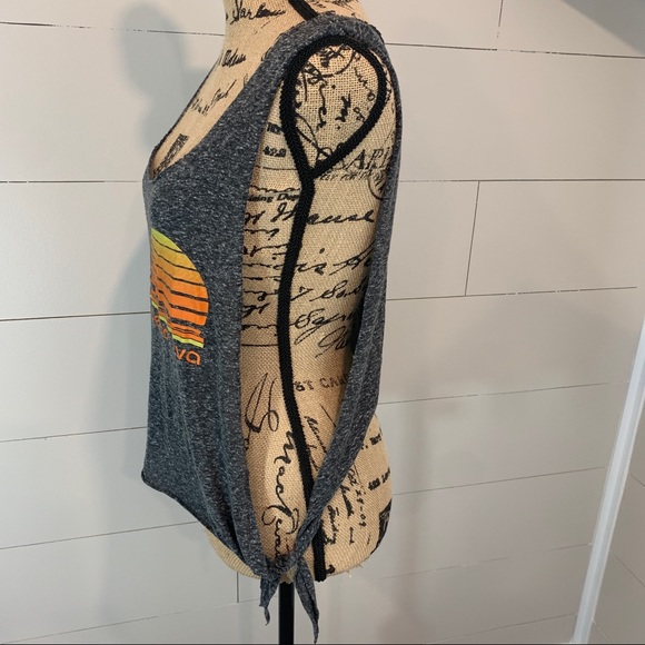 Ocean Drive Clothing Co. Virginia Beach VA Tank Top -  One Size - Picture 2 of 5